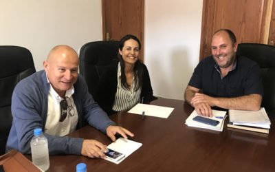 El Presidente de La Asociación de Empresarios, EXCELFUERT se reúne con el Alcalde del Municipio de Tuineje
